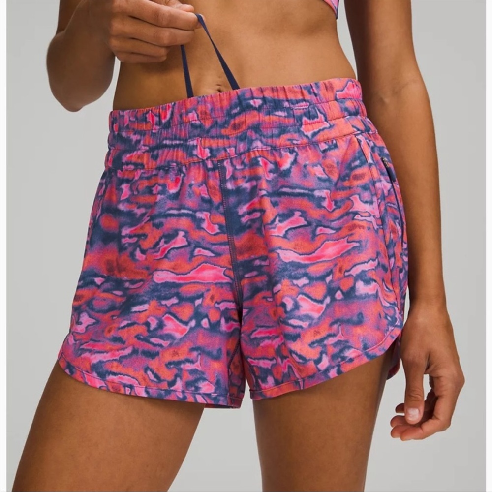 🌸LULULEMON TRACKER SHORT 4”-CHROMA CLASH MULTI-12🌸 - Picture 5 of 11